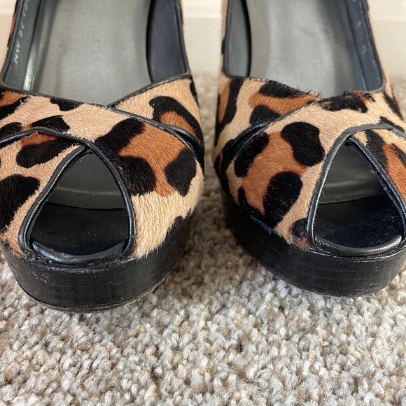 Stuart Weitzman Leopard Peep Toe Pumps - Picture 4 of 6